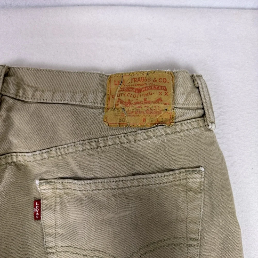 Vtg Levi's 501 Tan Khaki Twill Jeans Made in USA Mens 36x32 Button‎ Fly